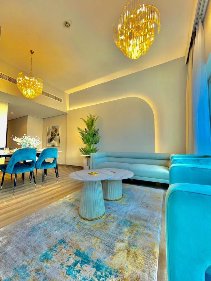 First Class 2Br With Burj Khalifa & Downtown View Дубай Екстериор снимка