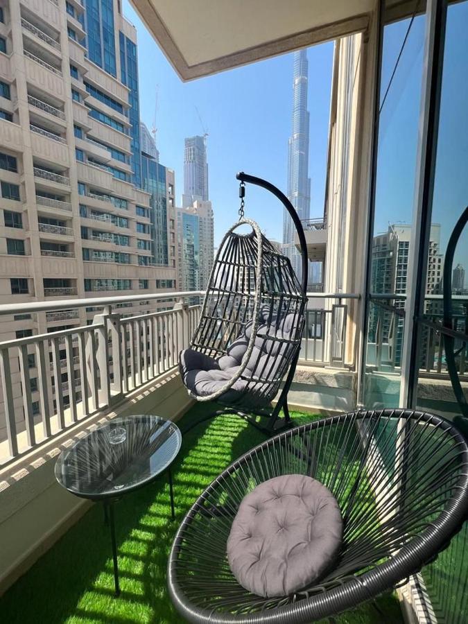 First Class 2Br With Burj Khalifa & Downtown View Дубай Екстериор снимка